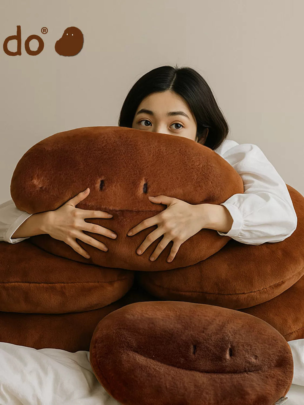 LUDO Arabica Gold Label Coffee Bean Plush Pillow - image 3
